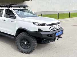 Передний силовой бампер - Toyota HILUX 9го поколения